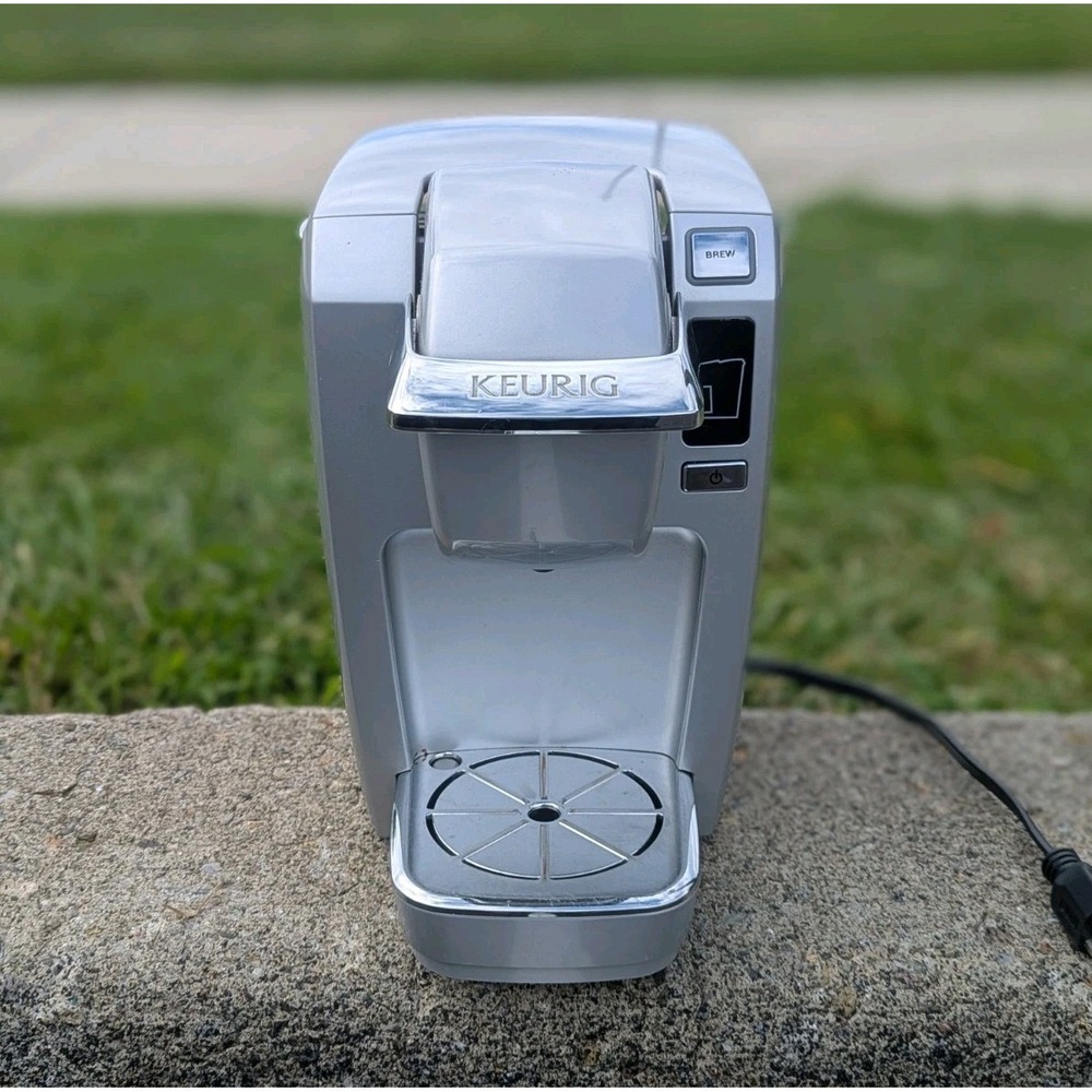 Compact Single Serve Coffee Maker Keurig B31 Mini Plus Silver K-Cup Brewer
